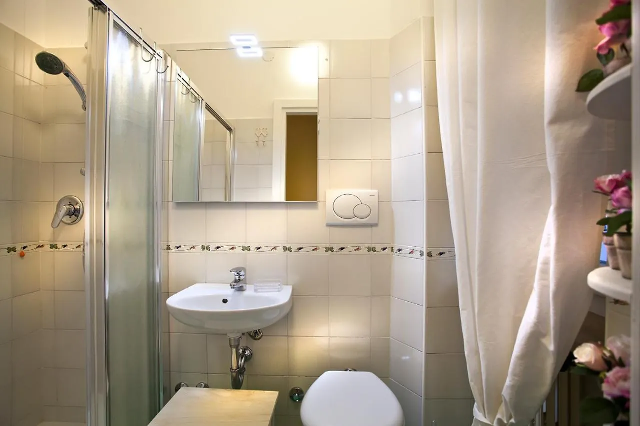 Casa Vittoria Hotel Verona Gæstehus