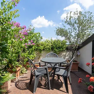 Attico Di Charme Bed & Breakfast